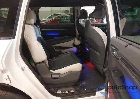 2024 Kia Ev9 Gt-Line из США, поврежденный, VIN KNDAEFS54R6021641